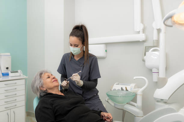 Best Emergency Dental Extractions in Seco Mines, TX